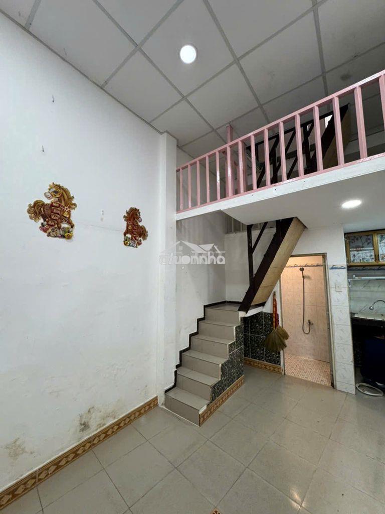Cho thuê nhà nguyên căn  hẻm 49  giá thuê 5,500,000 - 2