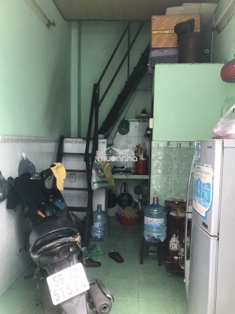 Cho thuê nhà q6 - 3tr7 - đường bình tiên chính chủ 10m2 - 2 lầu