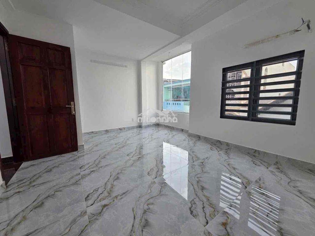 Góc 2 mt hẻm 110/ bà hom (4*17m, hậu 8m, 3 lầu), quận 6, chỉ: 10.7 tỷ - 3