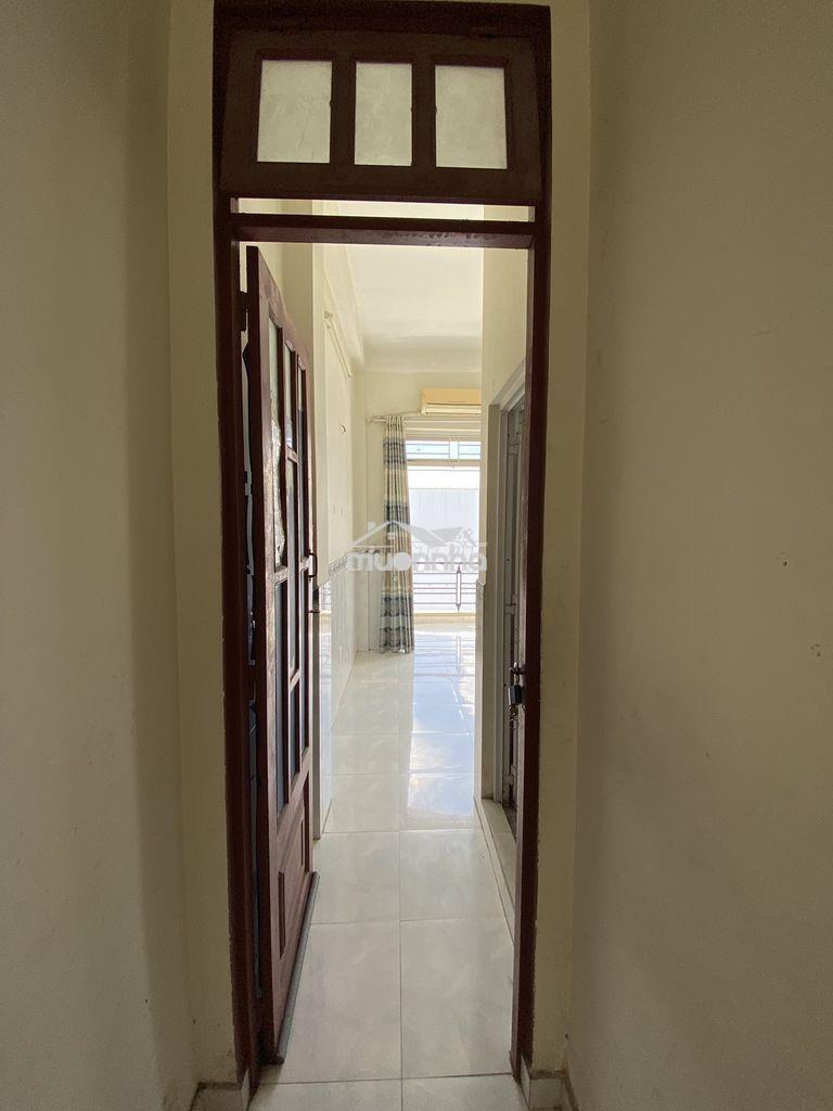 Phòng trọ ban công & cửa sổ thoáng mát - ngay etown cộng hòa - 3