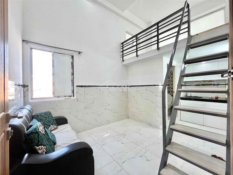 Phòng trọ giá siêu rẻ - gác cao 2m - thang máy cửa sổ thoáng hẻm ô tô