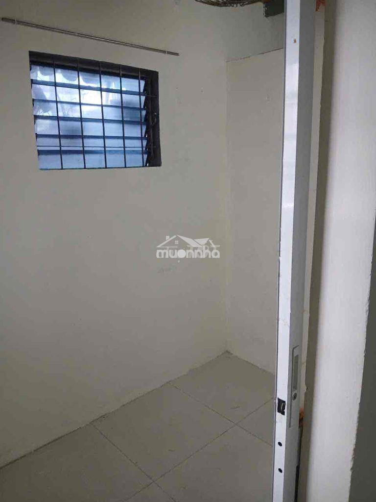 Cho thuê nhà đường huỳnh mẫn đạt quận 5 - 4