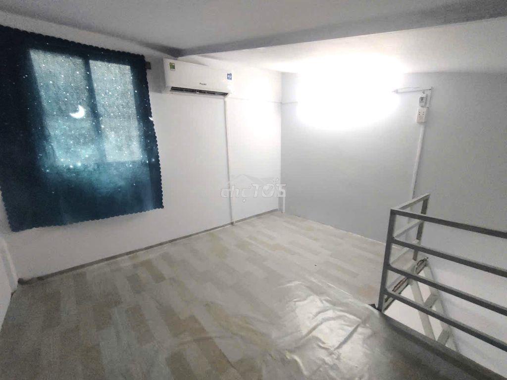 Phòng trệt sẵn máy lạnh dọn vào ở ngay giá chỉ 2tr700 - 2