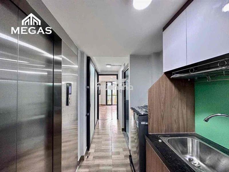 Cho thuê căn 2pn1wc (80m2) cả tầng, máy giặt riêng ngay lý thái tổ q10