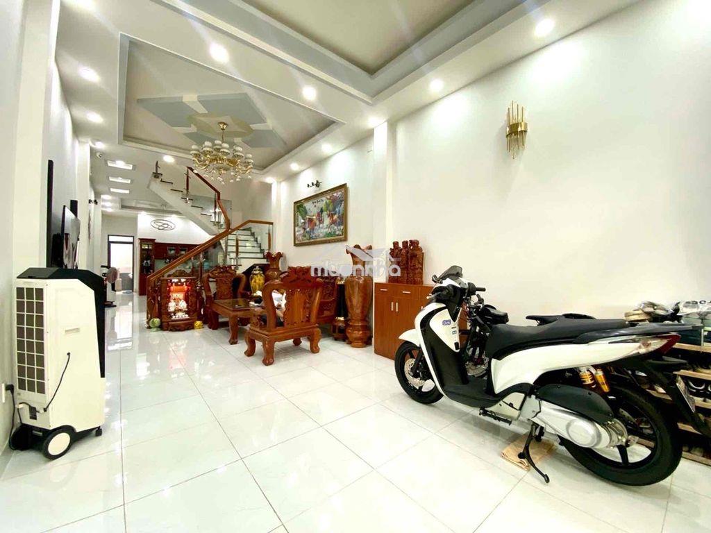 Mặt tiền đường số trung tâm thủ đức - nhà đẹp long lanh vào ở ngay! - 3