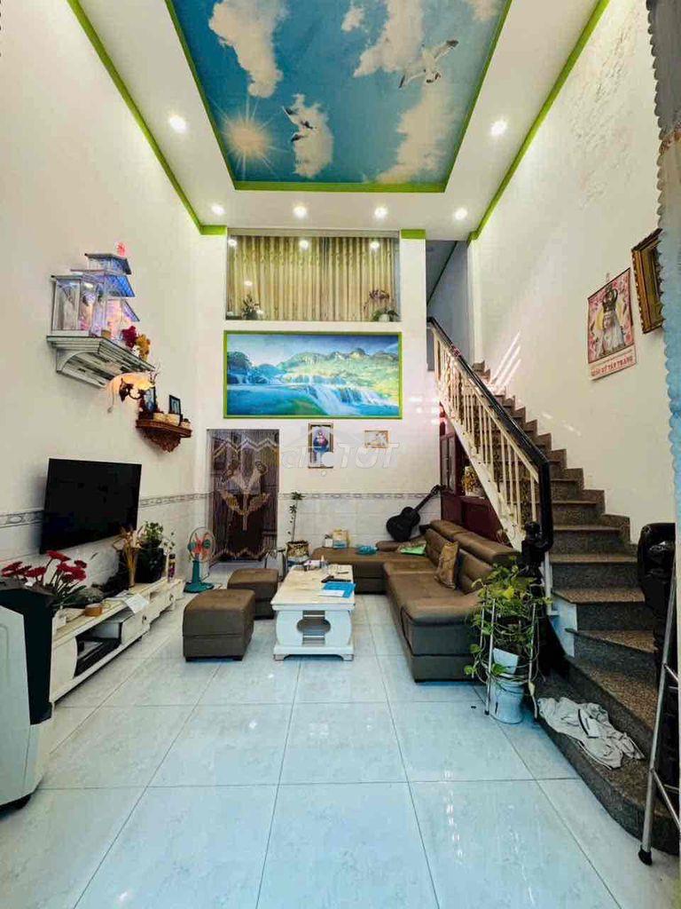 Bán nhà tân bình 4.5x13m đường lạc long quân