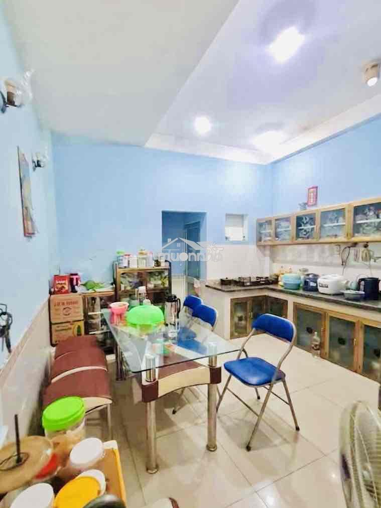 Gấp bán 7 tỷ giảm về 6.5 tỷ - bán nhà 4 tầng hẻm xe hơi nơ trang long - 2