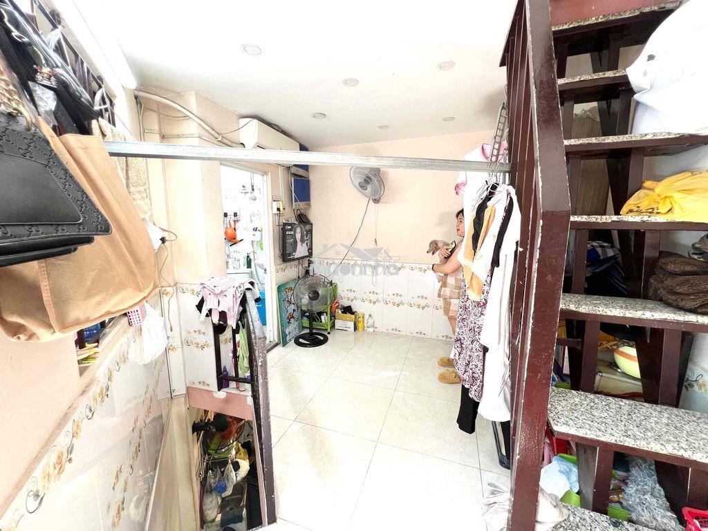 Hẻm thông - khu dân trí - 3 tầng - sổ riêng chính chủ - 3