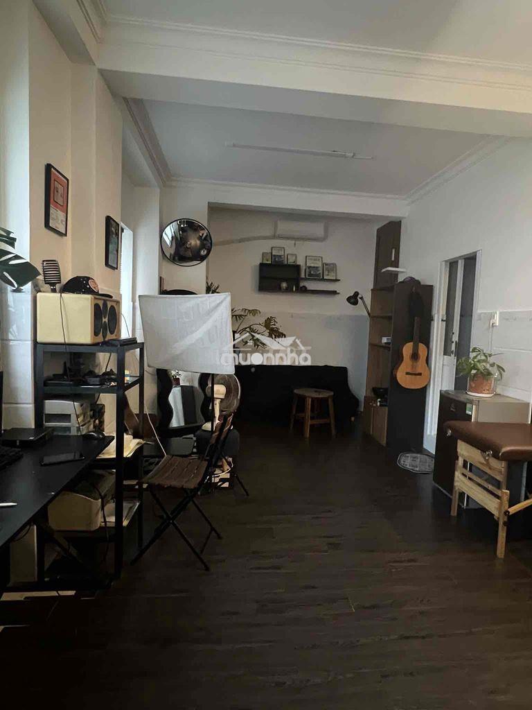 Mình cho thuê studio ở tầng 1 ( 25m2) để kinh doanh giá cả là 9tr/thán