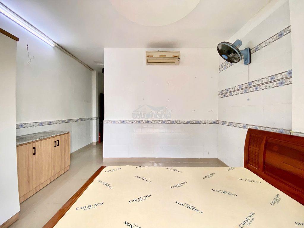 Studio ngay trường iuh cơ sở mới có thang máy cửa sổ trời máy lạnh - 3