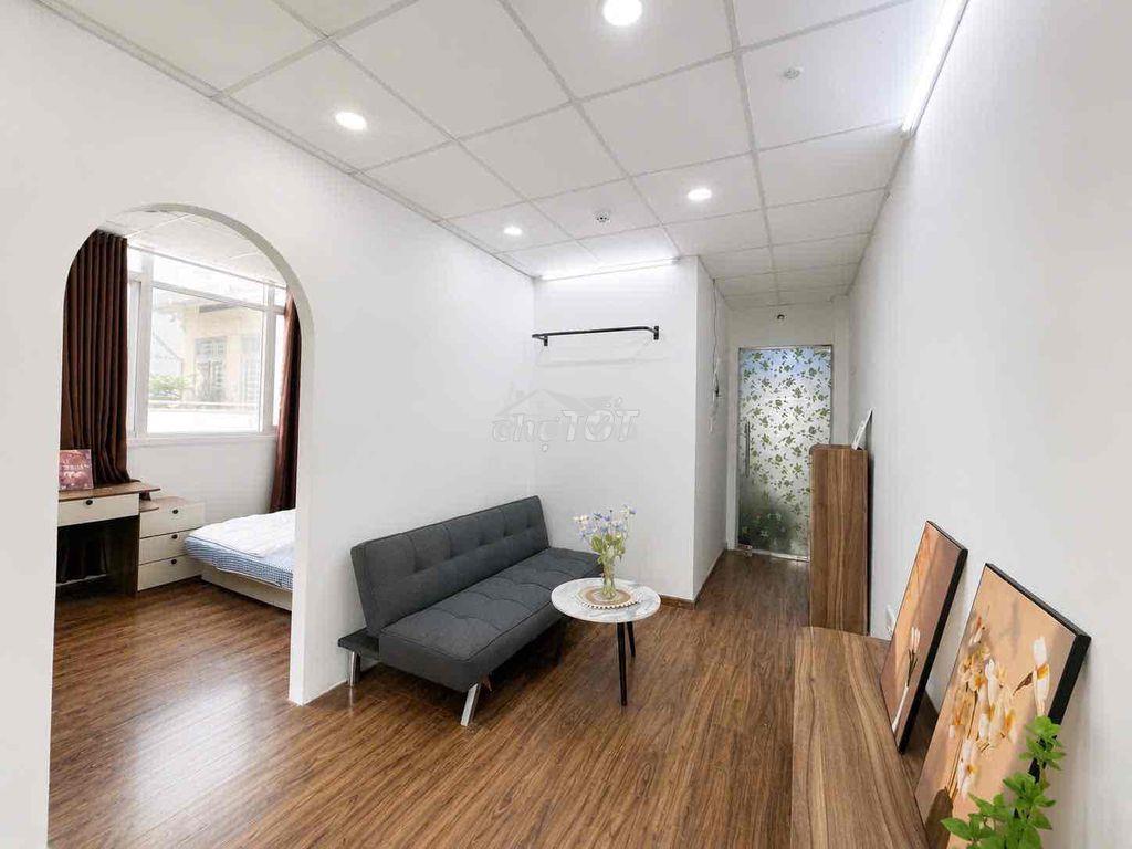 Căn 1 phòng ngủ phòng khách bancol tách bếp gần cầu lê văn sỹ quận 3 - 2