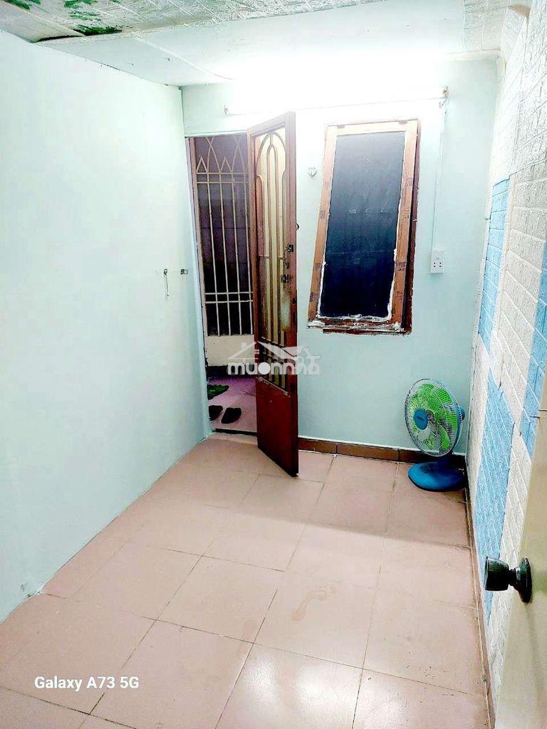 Cho thuê phòng q10.ban công máy lạnh 2tr1 - 3
