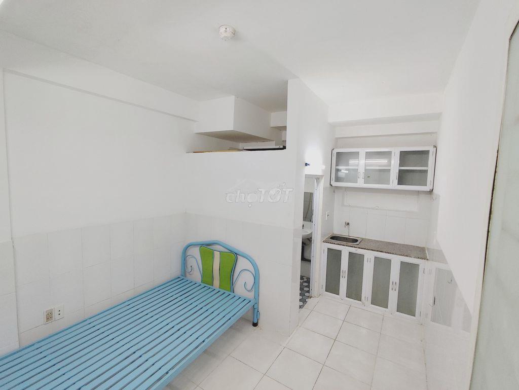 𝐓𝐎𝐈𝐋𝐄𝐓 Đầy đủ, cửa sổ, 𝐅𝐔𝐋𝐋 gạch | đ.c2 lê văn lương(🏘️trọ 𝑨𝑵𝑯 𝑽𝑰𝑵𝑯) - 4