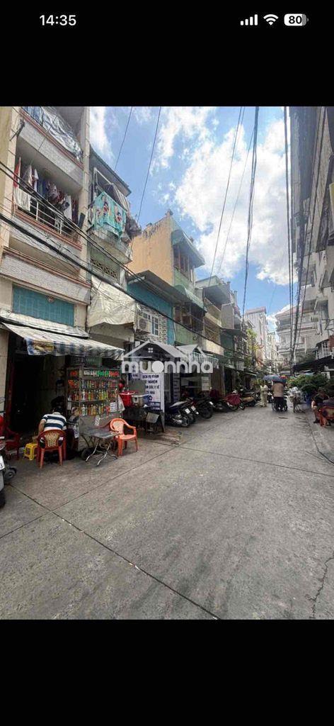 Khu vip lê quốc hưng - xe hơi đỗ cửa