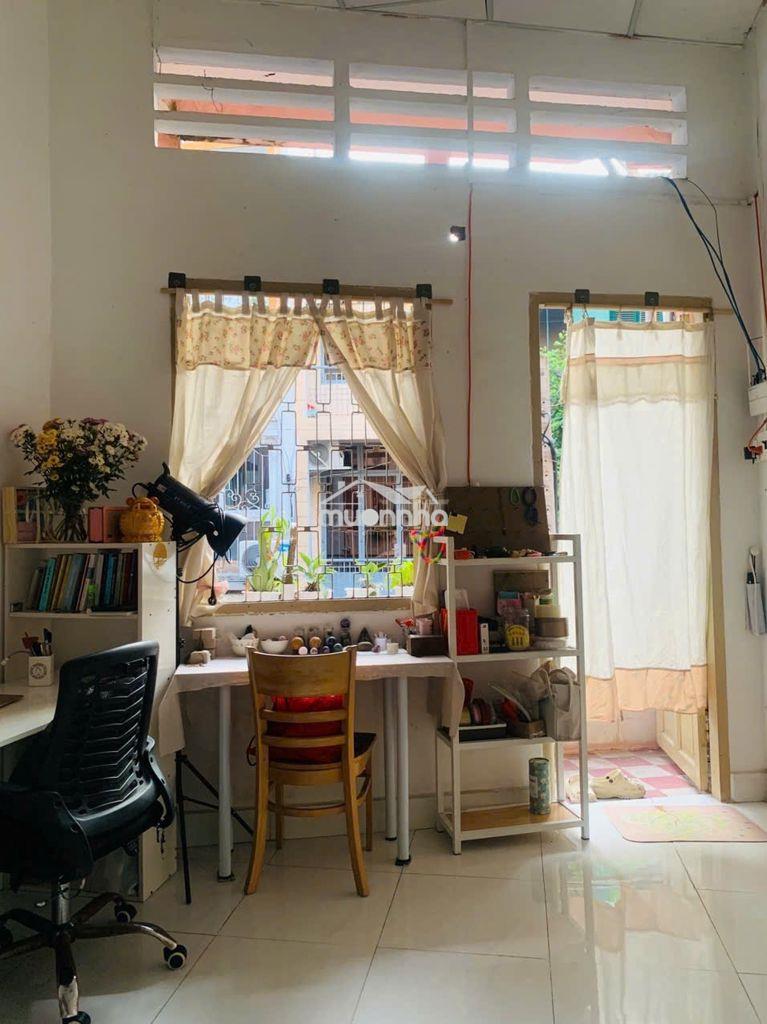 Cho thuê căn nhà nhỏ lầu 1 - 2