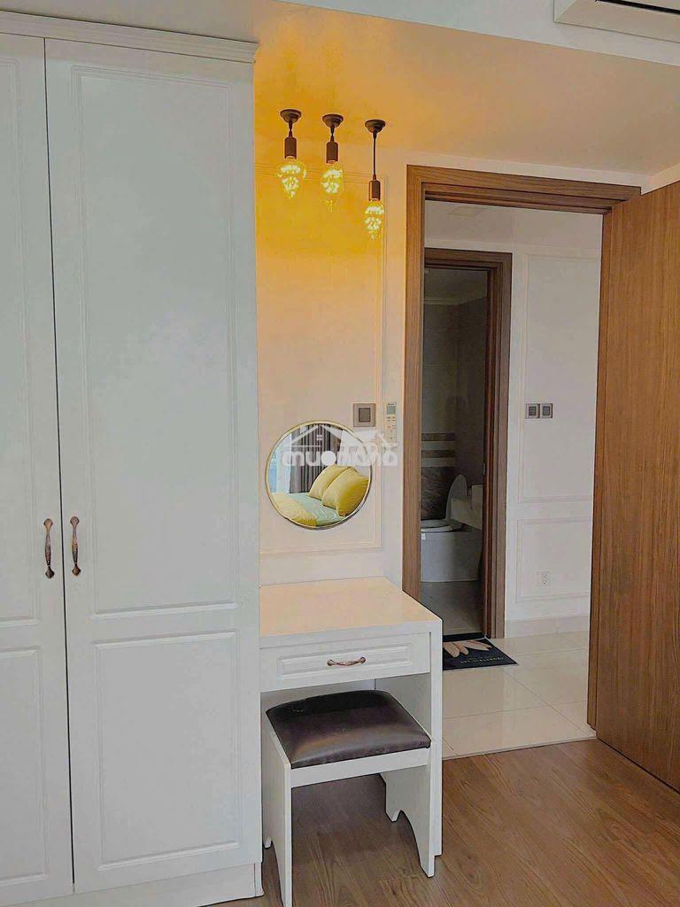 Giá hiếm chỉ 23tr, 2pn 2wc saigon royal quận 4, view bitexco siêu đẹp - 4