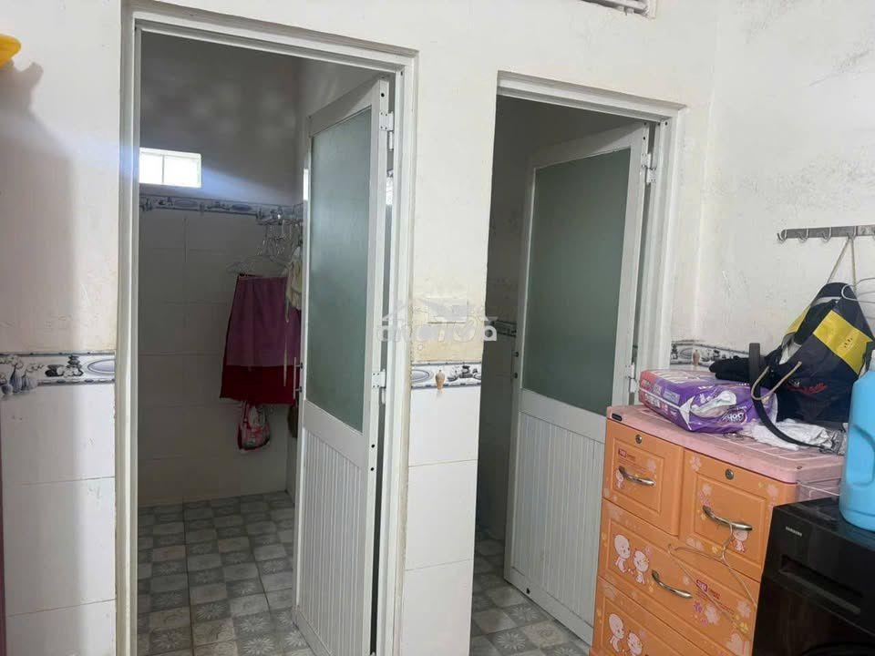 Nhà trống cần tìm chủ mới giá 1ty50tr , ngay đ cây da , shr , dt 131m2 - 2