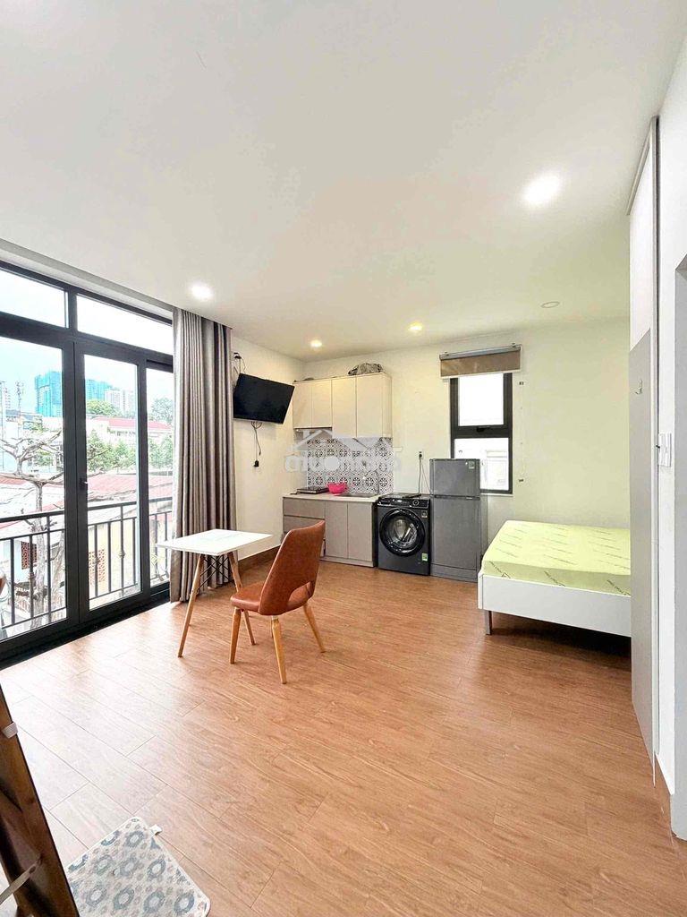 Studio balcon - ngày trần hưng đạo quận 1 - full nội thất xịn - 2