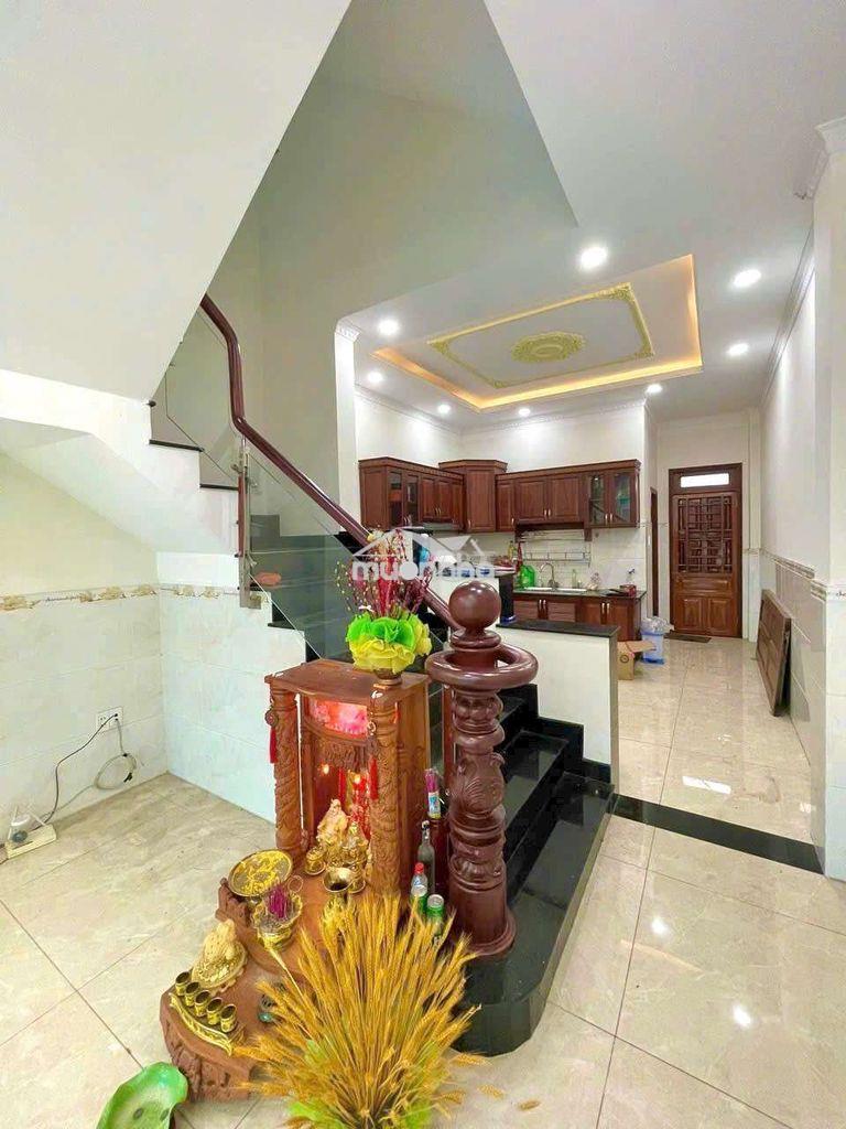 Nhà 2 lầu sân xe hơi gần đường trần hưng đạo - 3
