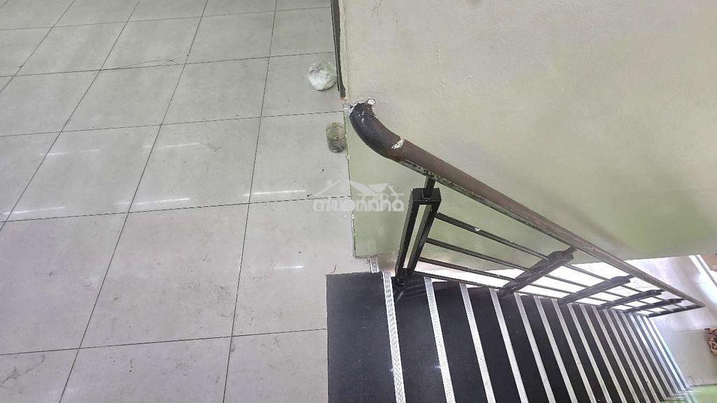 M.tiền lớn, 5.1x21, 1lầu, 2pn 1wc, vỉa hè 6m - 4