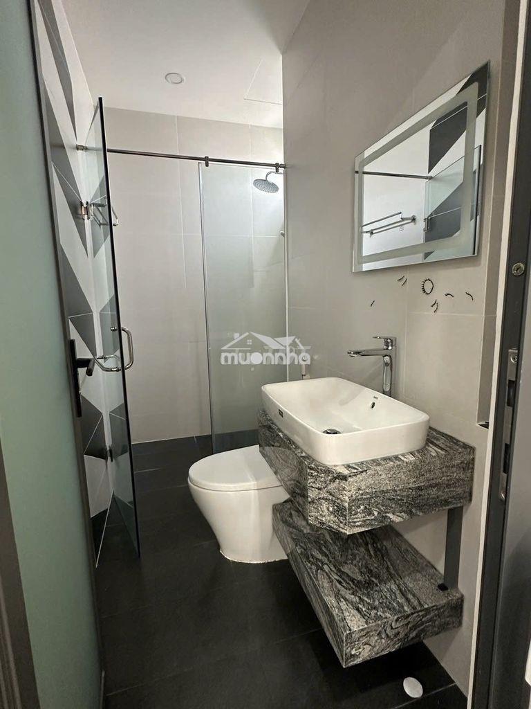 Tôn đản, quận 4 – 5 phút qua cầu là tới quận 1 - 3