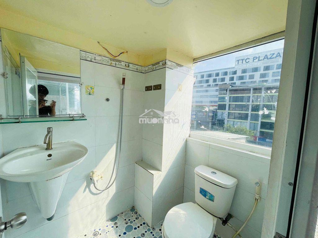 Hiện bên em còn trống nhiều phòng chỉ từ 3.7tr-11tr - 2