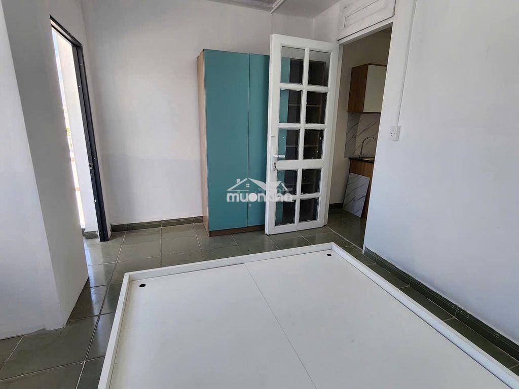 Cho thuê chdv đường số 1 - lý phục man - trung tâm quận 7 từ 4tr7 /th - 4