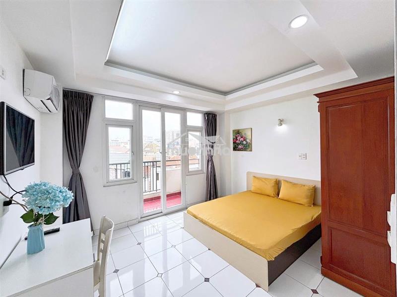 Căn hộ 2pn riêng ngay đặng văn ngữ gần nhà thờ ba chuông có thang máy