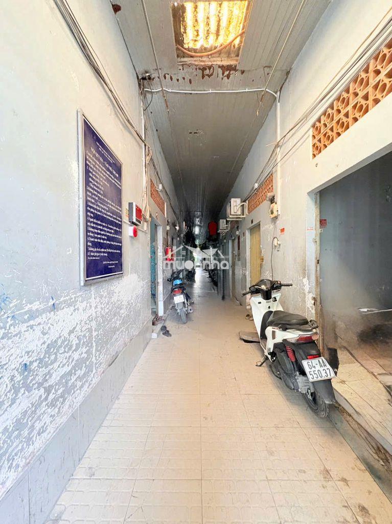 Dãy trọ 45 phòng, 800m2 thổ cư, nhà bè, giá 18 tỷ - 2