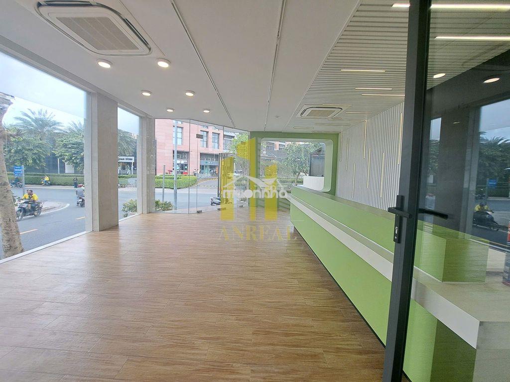 Cho thuê toà văn phòng thang máy giá 55 triệu khu trung tâm quận 2 - 4