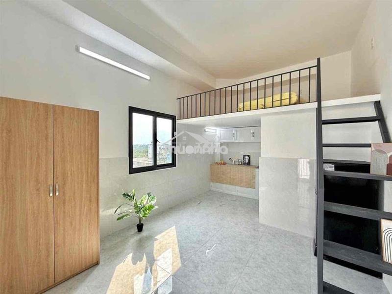 Cho thuê phòng gác cửa sổ trời giá rẻ đầy đủ tiện nghi gần hương lộ 2