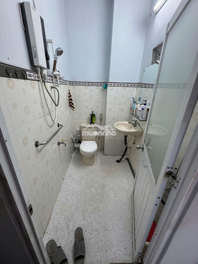 Chính chủ. bán nhà q5 lầu 2 ngay bv đại học y dược, 3pn, thương lượng - 4