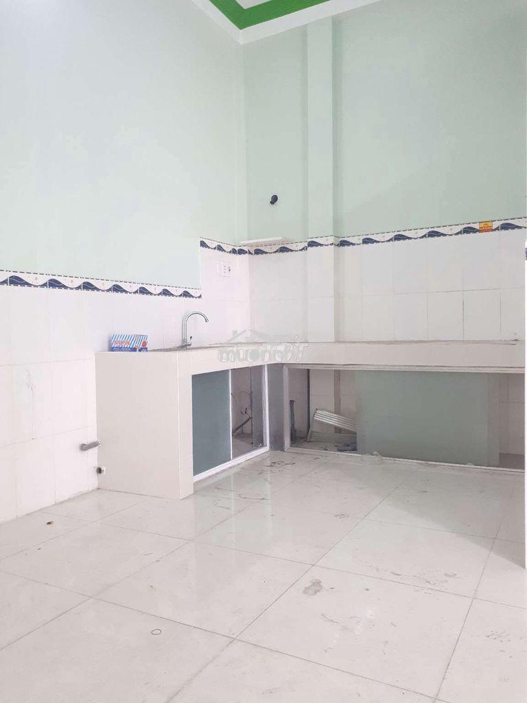 Cho thuê nhà đẹp 135m2, 2 lầu, 4pn, mai hắc đế, p15, q8 - 2