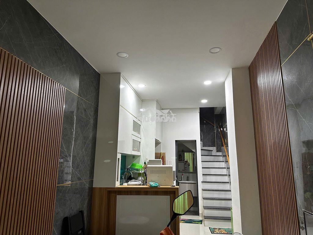 Nhà nguyên căn full nội thất đường 3/2 - 2pn 3wc - 3x9m - 3