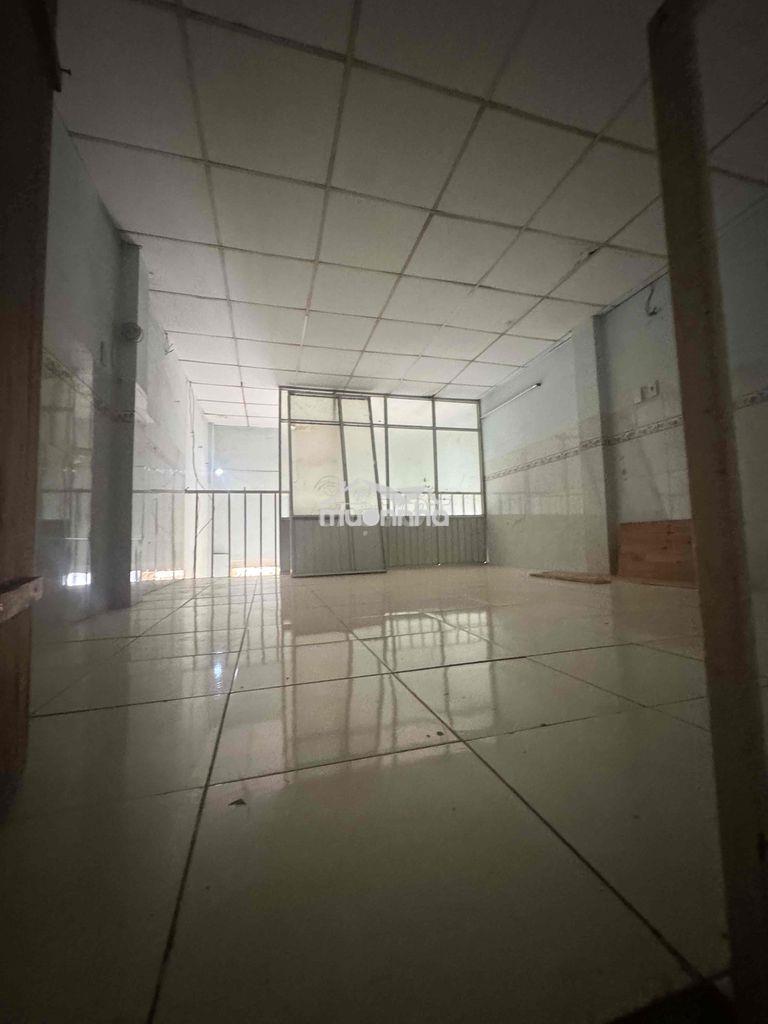 Nhà thuê hẻm 825/ trường chinh f tây thạnh kế cây xăng hiệp quế  dt 4x - 3