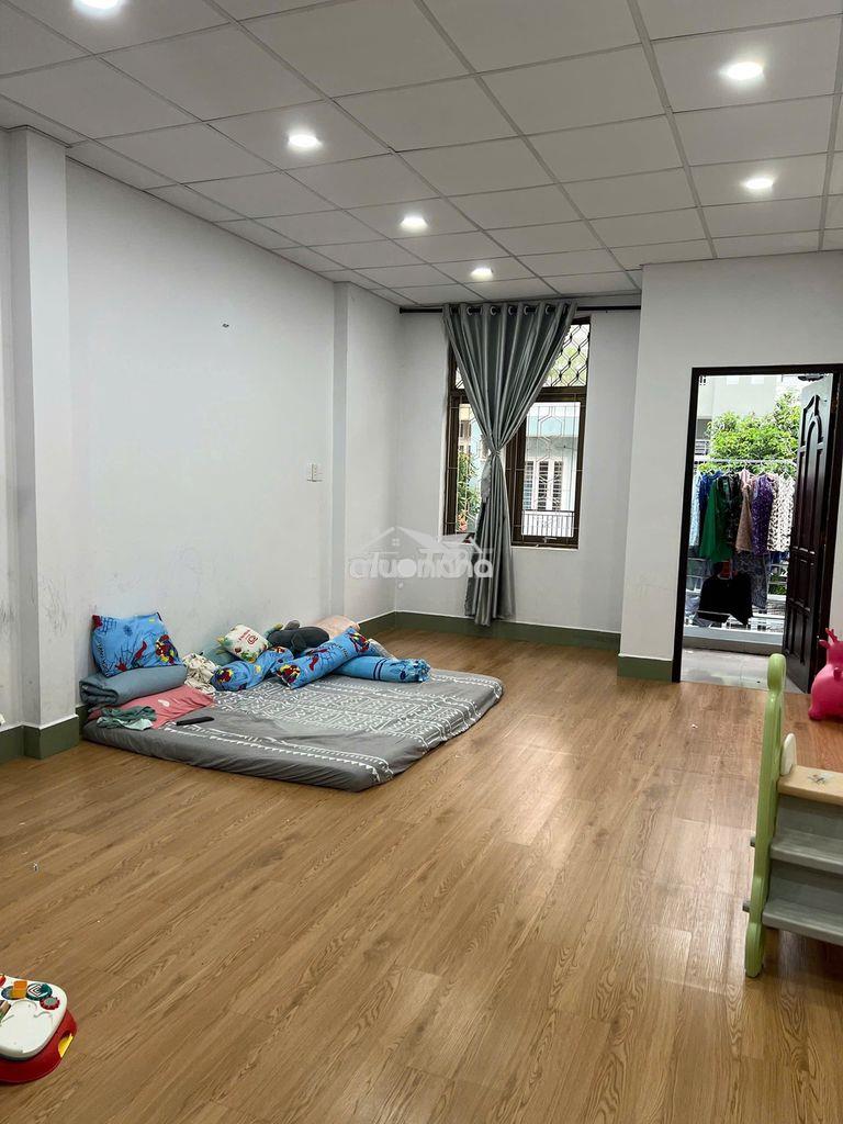 Cho thuê nhà 3 lầu 4 pn đường bình lợi, p13, bình thạnh. giá 21tr/th