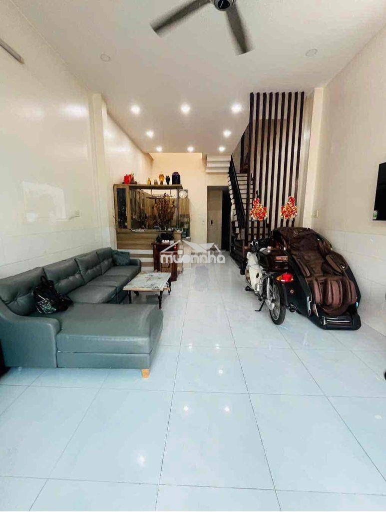 🏠Nhà 2 lầu xây ở kiên cố - đường b12 kdc hưng phú - giá: 5.x tỷ