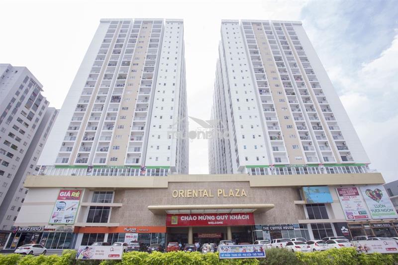 Chủ nhà bán căn 2pn 85m2 oriental plaza sổ hồng lô a