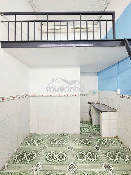 Phòng mới gác cao giờ tự do ngay vicom dĩ an, bd gần 550 zá re