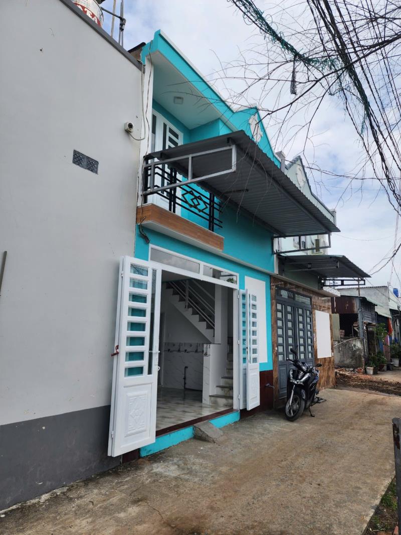 Bán nhà nhỏ gần hóc môn - giá 400 triệu - 2