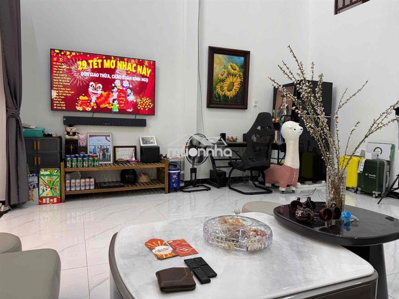 Cần bán nhà cấp 4 full nội thất