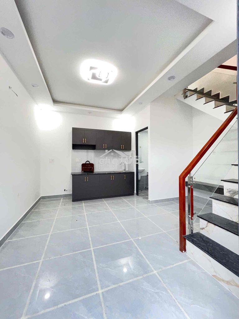 Bán nhà sổ chung ccvb, huỳnh tấn phát, nhà bè, 5 x 5 nhà 2 tầng, 850tr