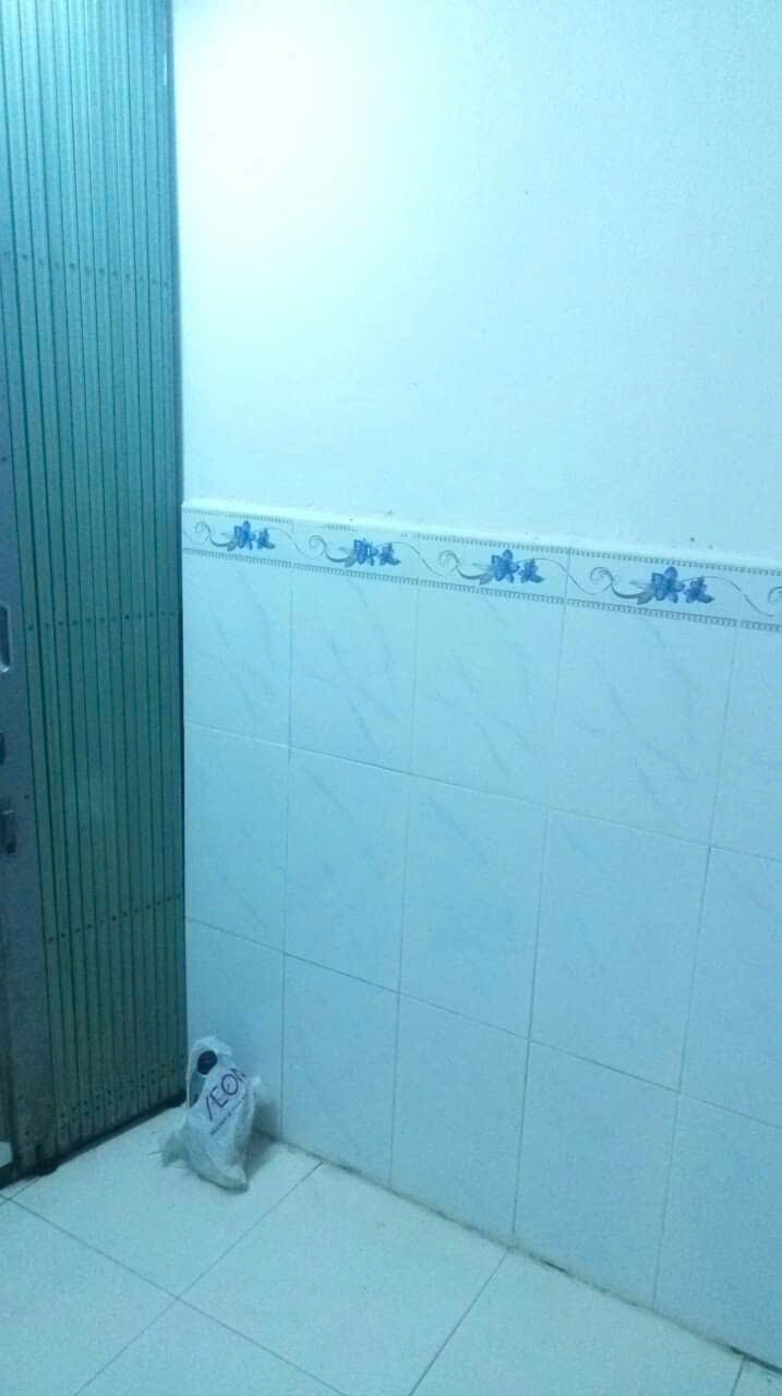 Cho thuê nhà nguyên căn riêng biệt, hẽm xe hơi, bà hom quận 6, gần vòng xoay phú lâm, - 2