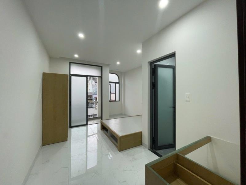 Ngay vòng xoay lê đại hành - bình thới  - q.11- dt: 4*13m- 8 tỷ  - 2