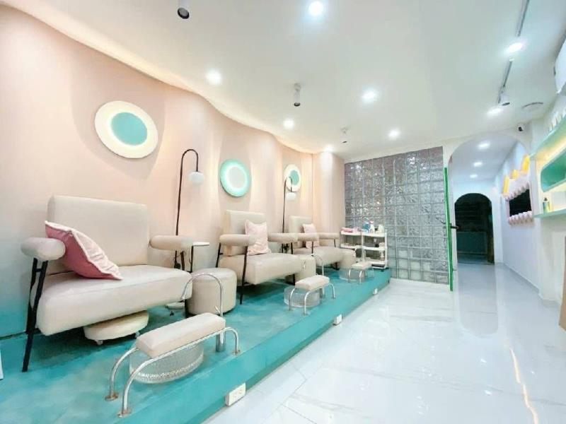 Ngay bviện hùng vương - trung tâm q.10 - lý thường kiệt – dt: 64m2 – 6 tầng– 32 tỷ 5 - 2
