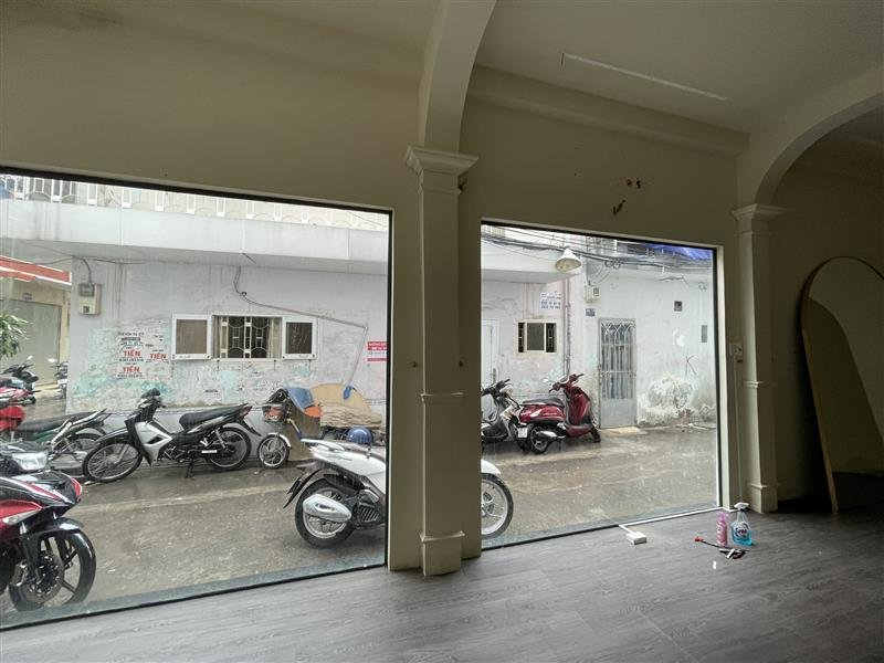 Ngay vòng xoay điện biên phủ - lê hồng phong - q.10 - dt: 4.5*13m - 15 tỷ 4 - 4