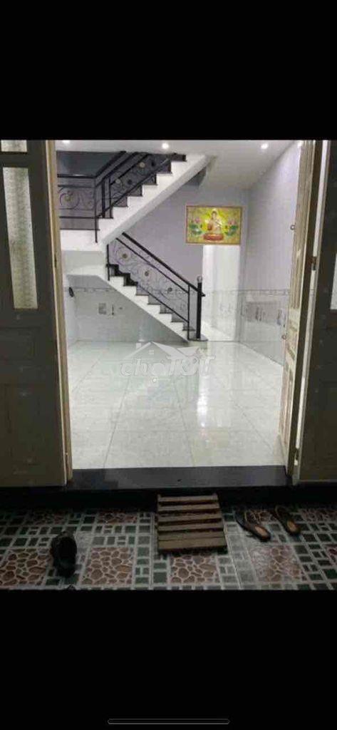 Cho thuê nhà 6tr/th dt: 4x16 (3 phòng ngủ, 2tolet ) hẻm 4m nước sạch t - 2
