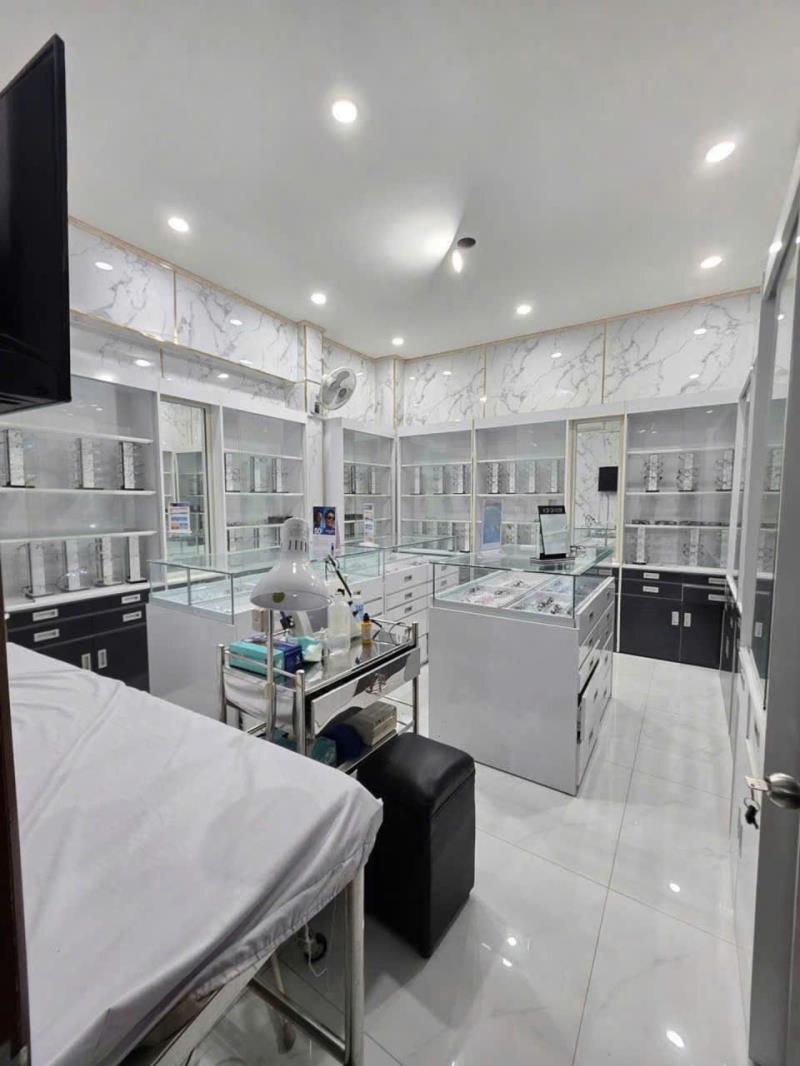 Ngay ngã 7 lý thái tổ - mt kinh doanh điện biên phủ -p.11- q.10 -dt: 94m2 – 24 tỷ - 4