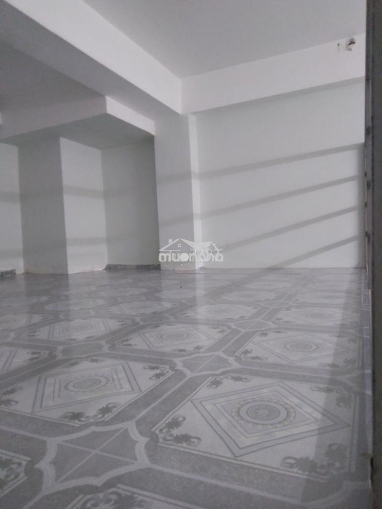 Chính chủ, phòng đẹp, thoáng mát, có cửa sổ lớn, 14m2 & gác rộng 6m2. - Ảnh 4