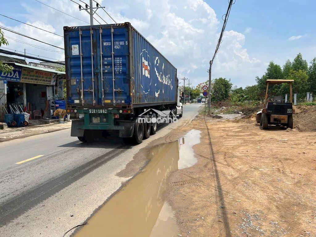 Chính chủ cần bán kho mặt tiền đường 826 - 2